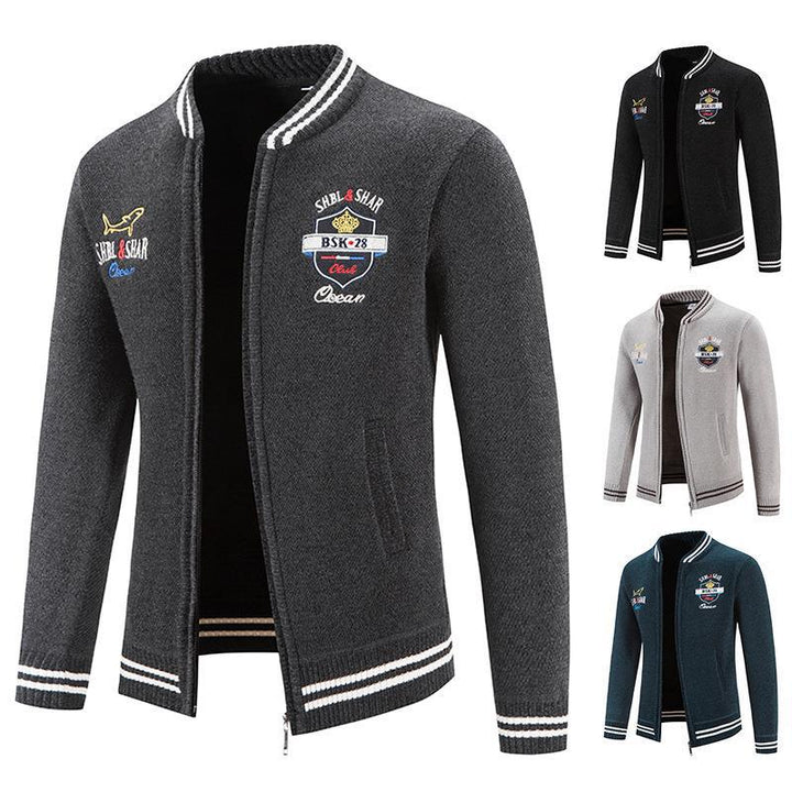 Herren sportliche Strickjacke mit Stehkragen und abwechslungsreicher Stickerei Echoarchiv