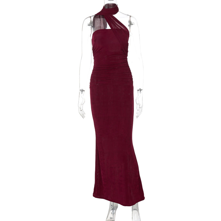 Damen Elegantes Abendkleid mit schulterfreiem Halterdesign und figurschmeichelnder Drapierung Echo Archiv