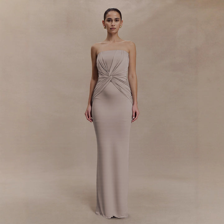 Damen Elegantes Minimalistisches Abendkleid mit Raffungen Echo Archiv