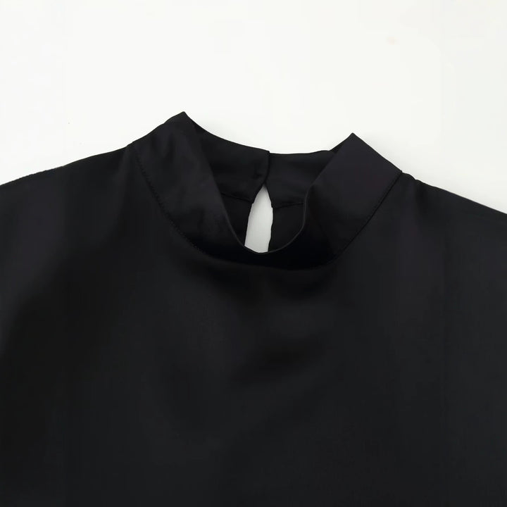 Damen Asymmetrisches Satin-Top mit Spitzenbesatz, Stehkragen und Glockenärmeln Echo Archiv