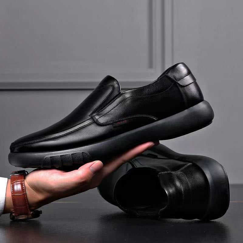 Herren Bequeme und elegante Slip-On Lederschuhe Echoarchiv