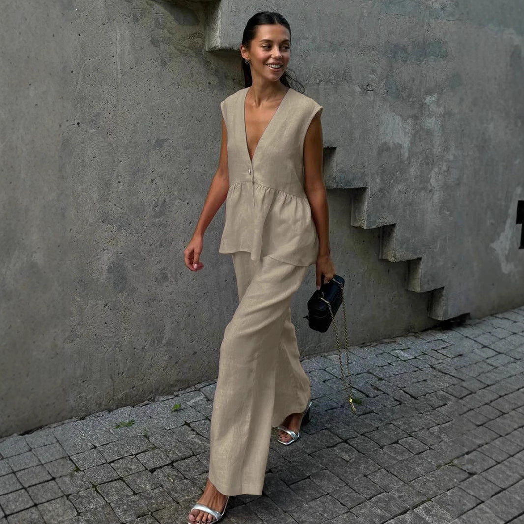 Damen luftiger Jumpsuit mit V-Ausschnitt und fließendem Schnitt Echo Archiv