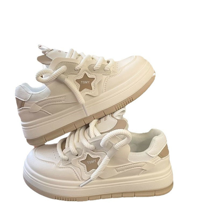 Damen Chunky Plateausneaker mit Stern-Applikation, gepolstertem Kragen und atmungsaktivem Obermaterial – Névara