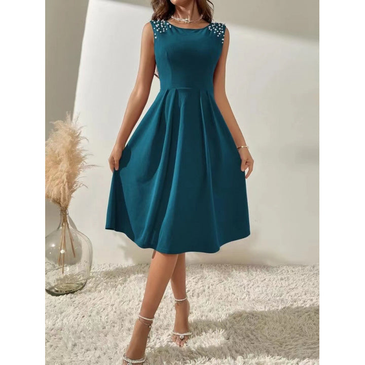 Damen Midi-Kleid mit dekorativen Perlenakzenten und schwingendem Rock Echo Archiv