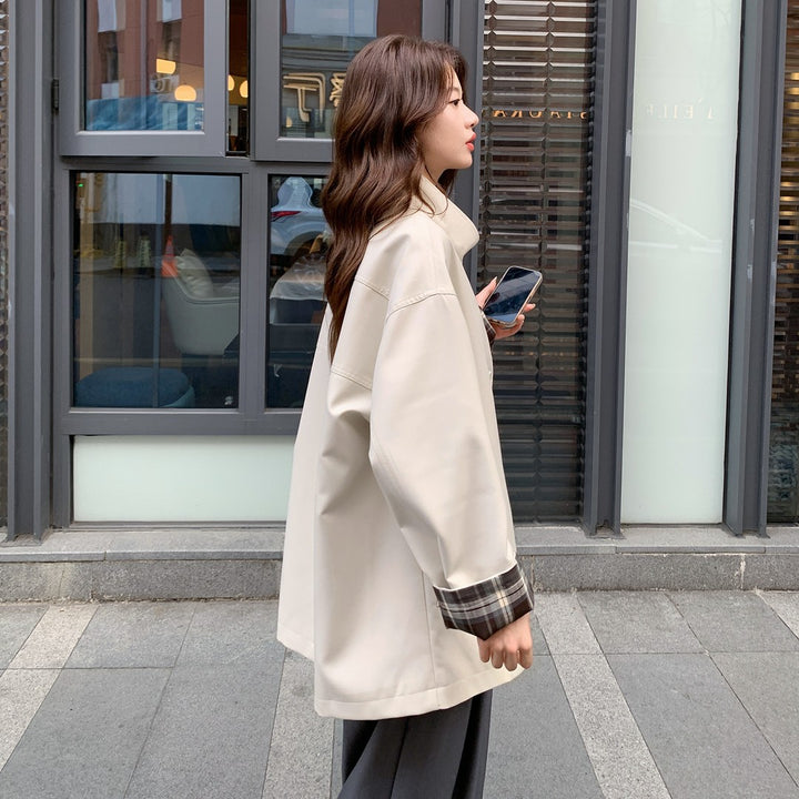 Damen Oversized Kurzmantel mit Stehkragen und kariertem Ärmelfutter Echoarchiv