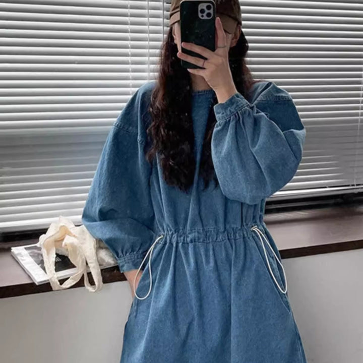 Damen Denim-Midikleid mit Kordelzugtaillierung Echoarchiv