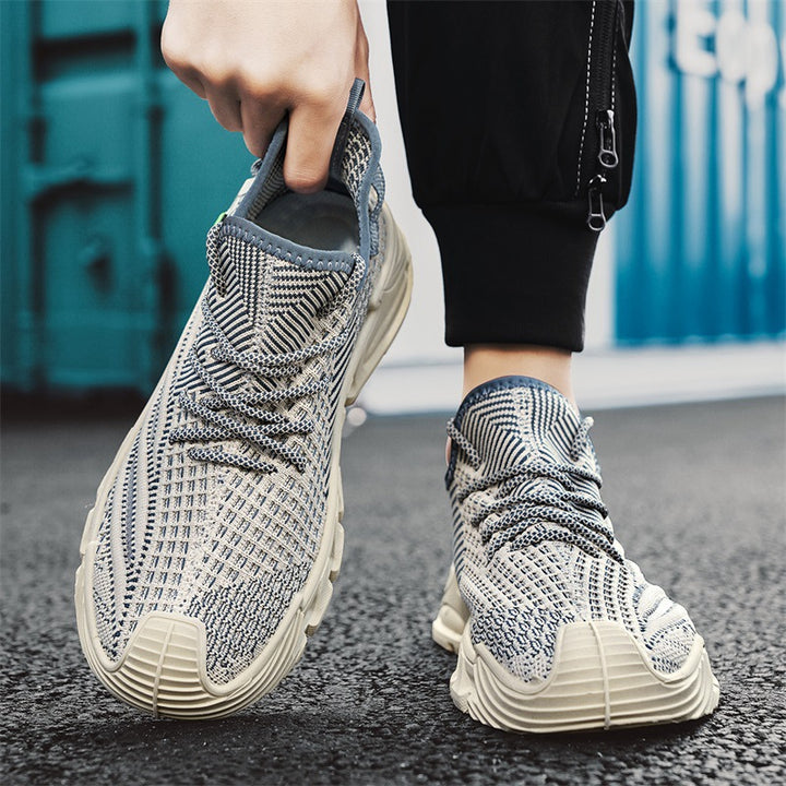 Herren leichte gestrickte Trail‑Sneaker mit sockenähnlichem Einstieg und stoßdämpfender Profilsohle Echo Archiv