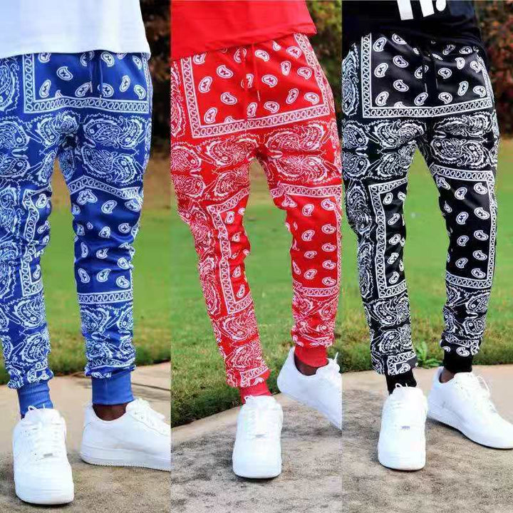 Herren Cargo-Jogginghose im extravaganten Paisley-Muster Echoarchiv