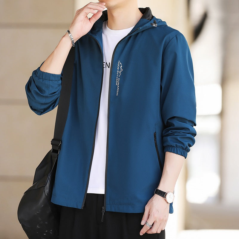 Herren Leichte wasserabweisende Kapuzenjacke im Urban-Minimalstil mit Reißverschluss Echo Archiv