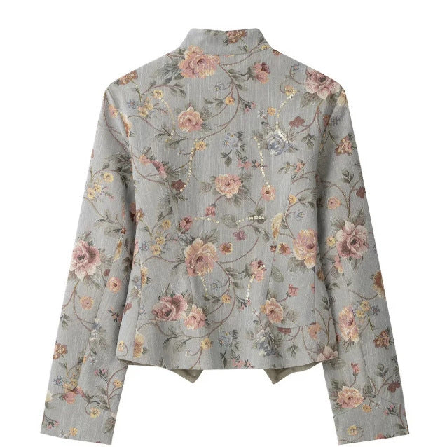 Damen Kurze Jacquard‑Blousonjacke mit Stehkragen, floraler Jacquard‑Stickerei und Pattentaschen Echo Archiv