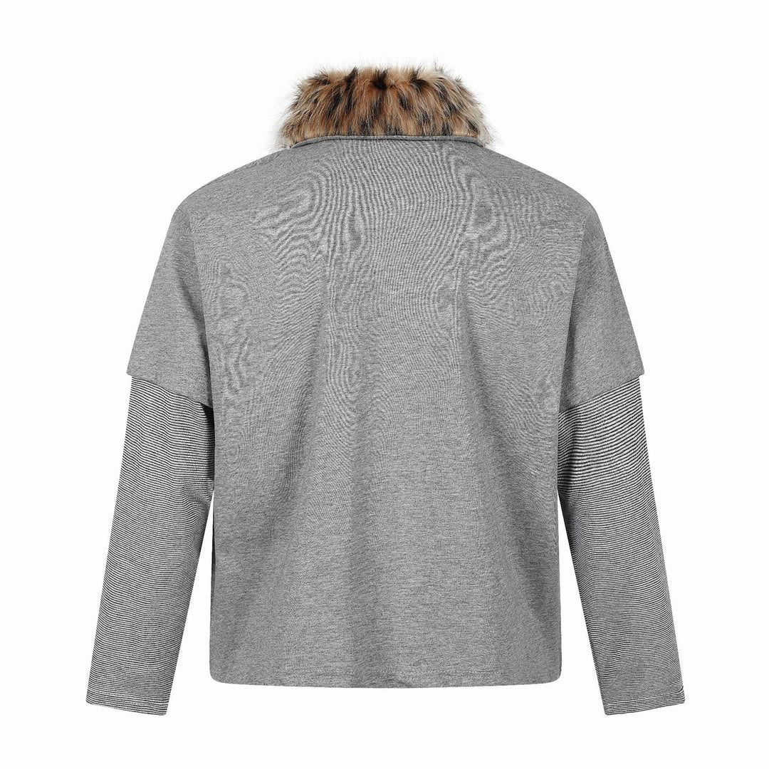 Damen Layered-Optik Langarm-Polo mit Kunstfellkragen und Wappenstickerei Echoarchiv