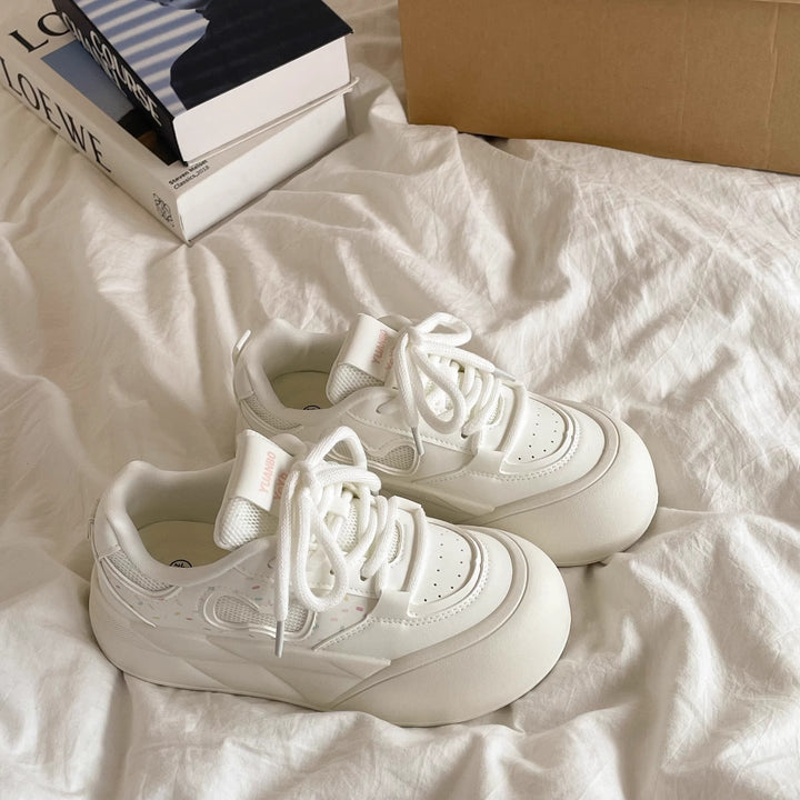Damen Sportliche Sneakers mit übergroßem Sohlenprofil und atmungsaktiven Einsätzen Echo Archiv