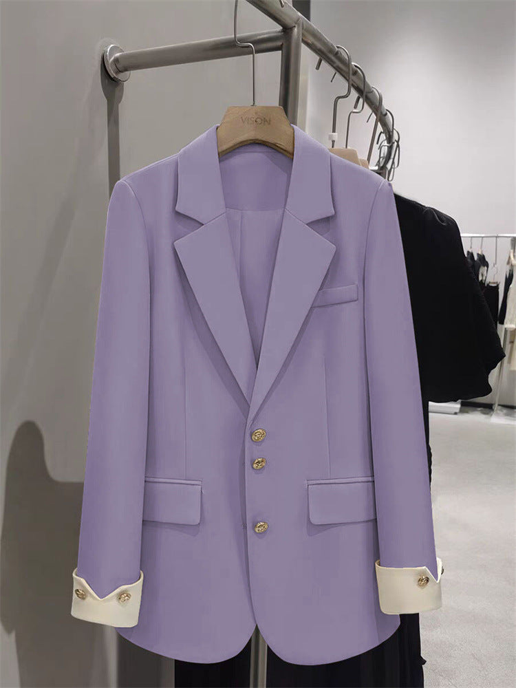 Damen Eleganter Blazer mit goldenen Knopfdetails Echo Archiv