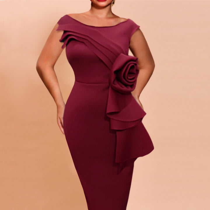 Damen figurbetontes Kleid mit schicker Rüschenapplikation Echo Archiv