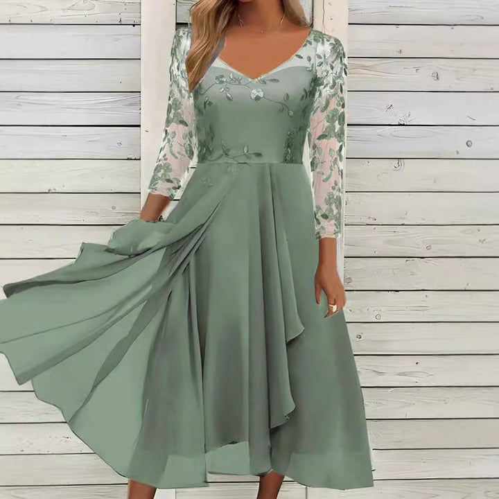 Damen nan elegantes Midikleid mit besticktem Tülloberteil, transparenten Dreiviertelärmeln und mehrlagigem Drapé-Rock Echo Archiv
