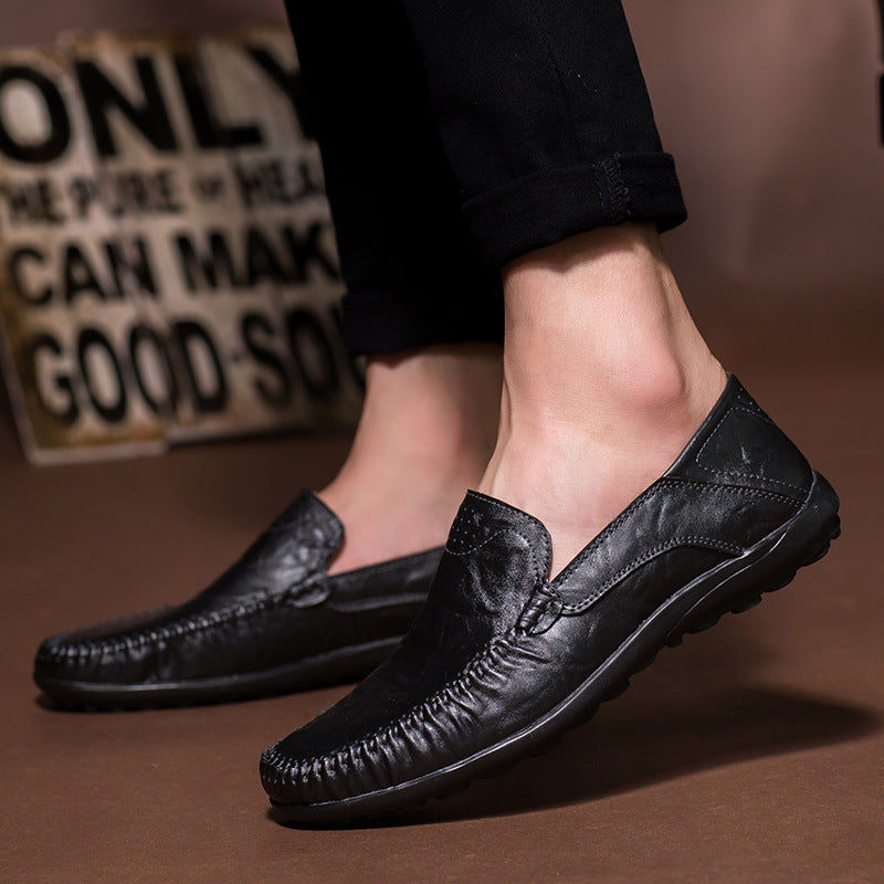 Herren Lederloafer im Mokassin-Stil mit handgenähter Ziernaht, elastischen Seiteneinsätzen und rutschfester Gummilaufsohle Echo Archiv