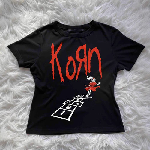 Damen T-Shirt mit kreativem grafischen Design und urbanem Statement Echo Archiv