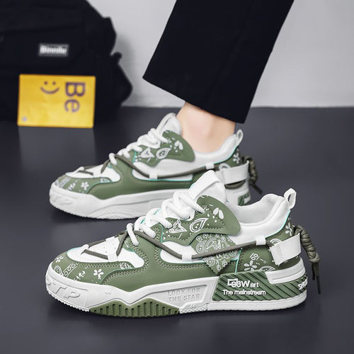 Damen Modische Sneakers im grafischen Design Echo Archiv