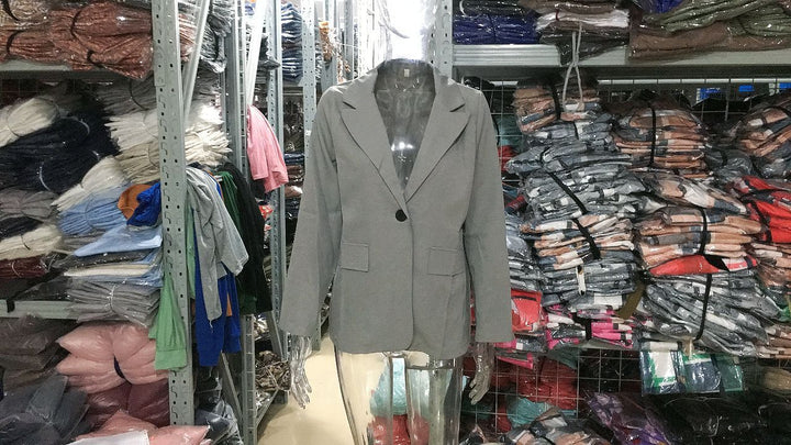 Damen nan Business-Blazer-Set mit strukturierter Oversize-Silhouette, Reverskragen und Bundfaltenhose Echo Archiv