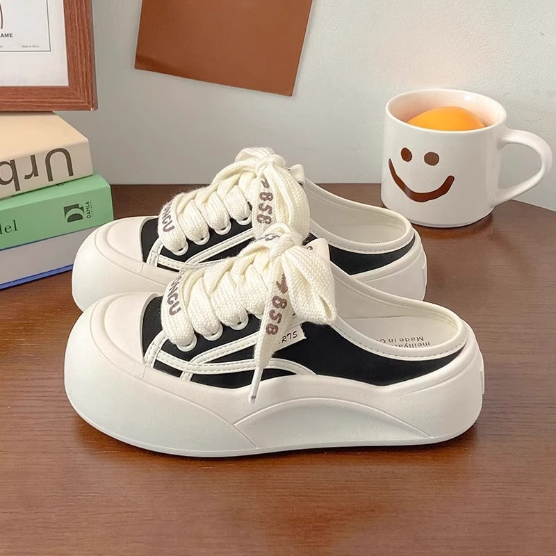 Damen Sportliche Plateausneaker mit elastischen Schnürsenkeln und luftigem Obermaterial Echo Archiv