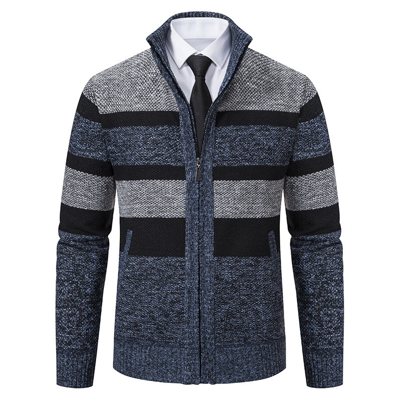 Herren Strickjacke mit Stehkragen und modernem Streifenmuster Echoarchiv