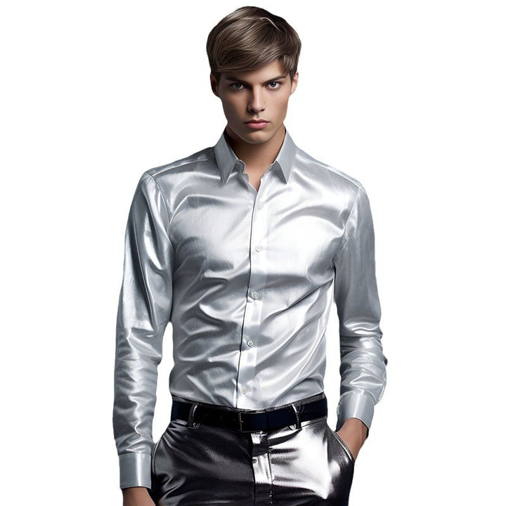 Herren elegante und glänzende Hemd Echoarchiv