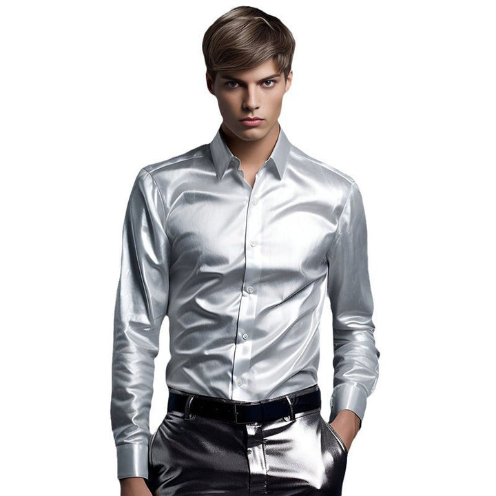 Herren elegante und glänzende Hemd Echoarchiv