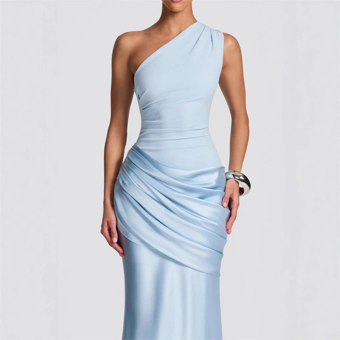 Damen Elegantes One-Shoulder Maxikleid mit raffinierten Drapierungsdetails – Valéora