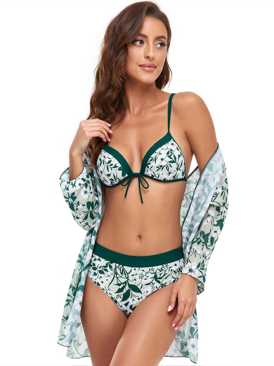 Damen Bikini-Set mit floralem Wickeloberteil und hochtailliertem Unterteil Echo Archiv