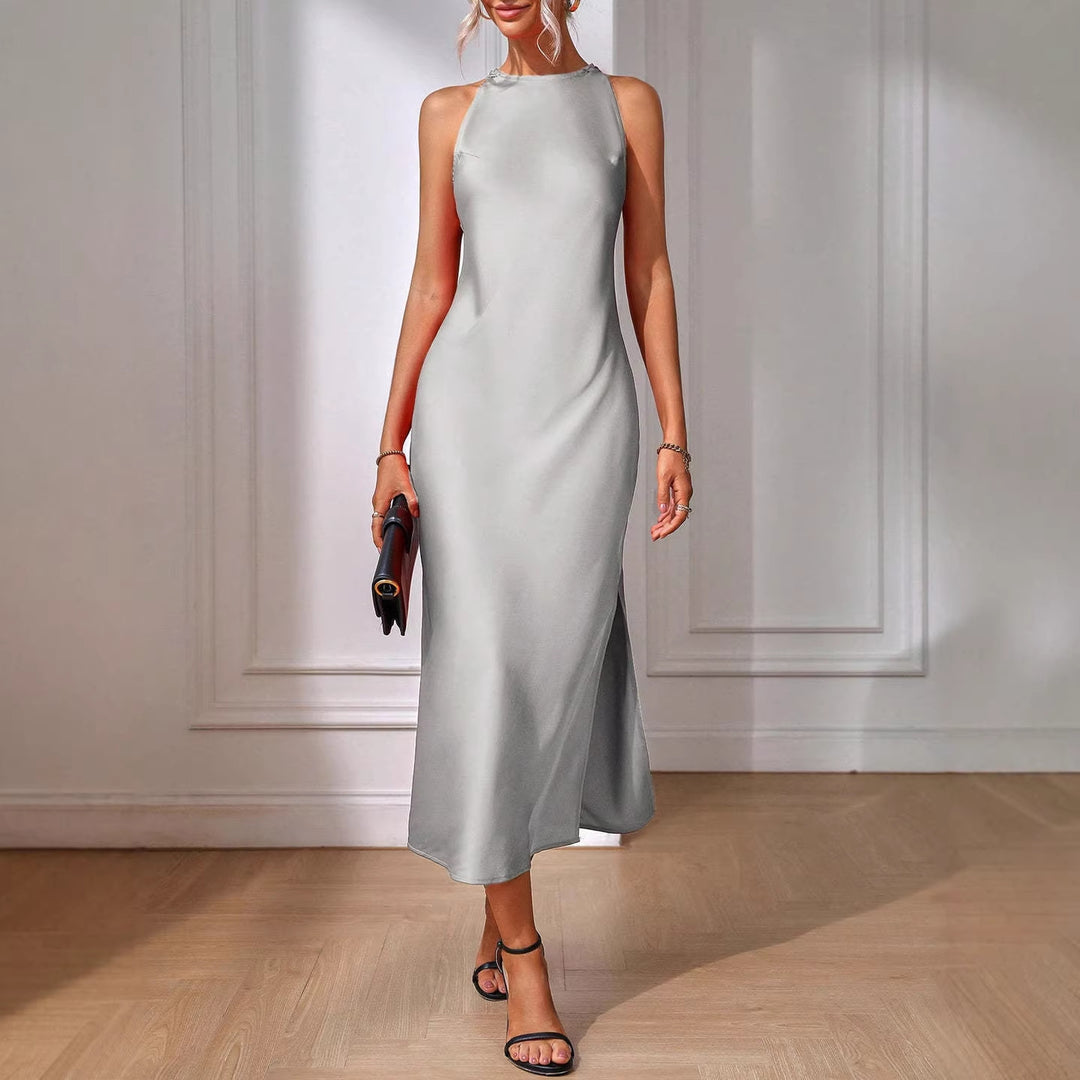 Damen Elegantes Maxikleid mit tiefem Schlitz und feinem Satinfinish Echo Archiv