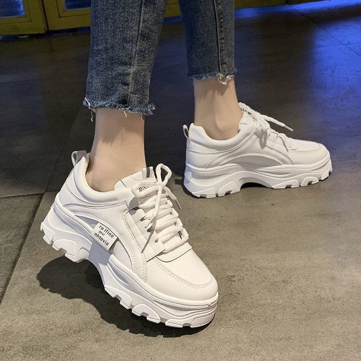 Damen Chunky Sneakers mit rutschfester Sohle und atmungsaktivem Obermaterial Echo Archiv