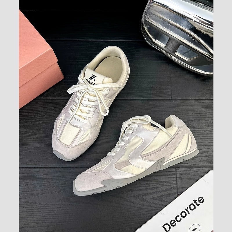 Damen Sportliche Sneakers mit atmungsaktivem Obermaterial und gepolsterter Innensohle Echo Archiv