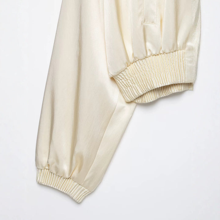 Damen Kurz geschnittene Cropped‑Bomberjacke mit geripptem Saum und überschnittener Schulter Echo Archiv