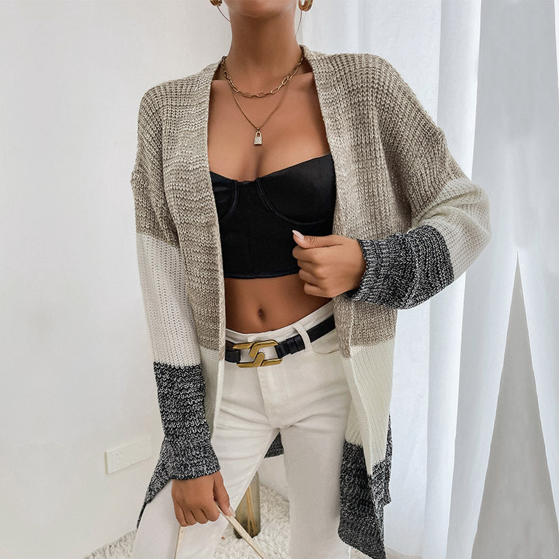 Damen Oversize Strick-Cardigan mit Colorblock-Maschenbild und offener Front Echoarchiv
