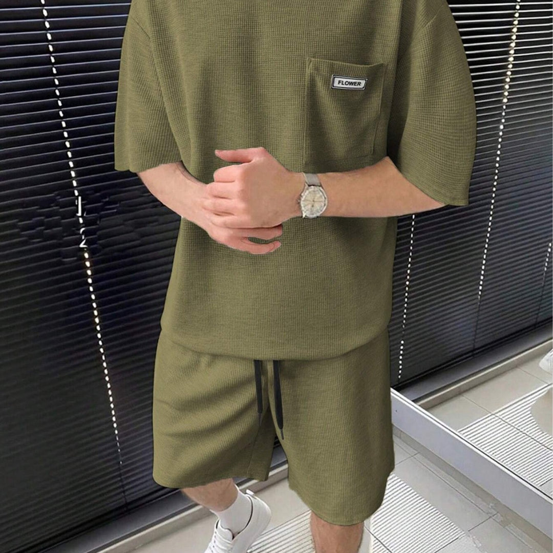 Herren lässiges Kurzarm-T-Shirt und Shorts Set mit strukturierter Oberfläche Echoarchiv