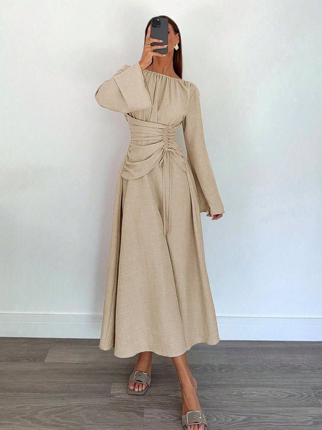 Damen Maxikleid mit geraffter Taillen-Schnürung, weiten Ärmeln und fließendem Rock Echo Archiv