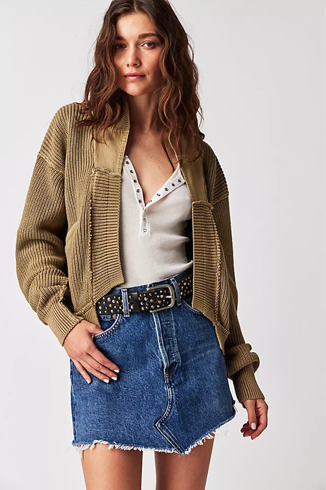 Damen Modische Strickjacke mit großen Taschen – Célinea