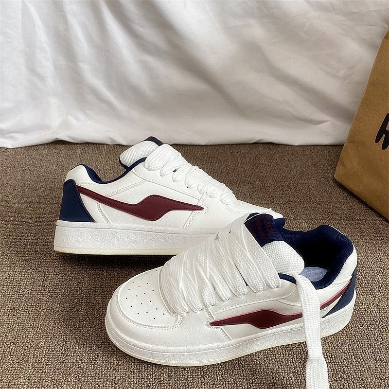 Damen Sportliche Sneakers mit durchgehend gepolsterter Innensohle und rutschfester Sohle Echo Archiv