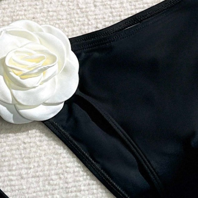 Damen Triangel-Bikini mit Blumenapplikation Echo Archiv