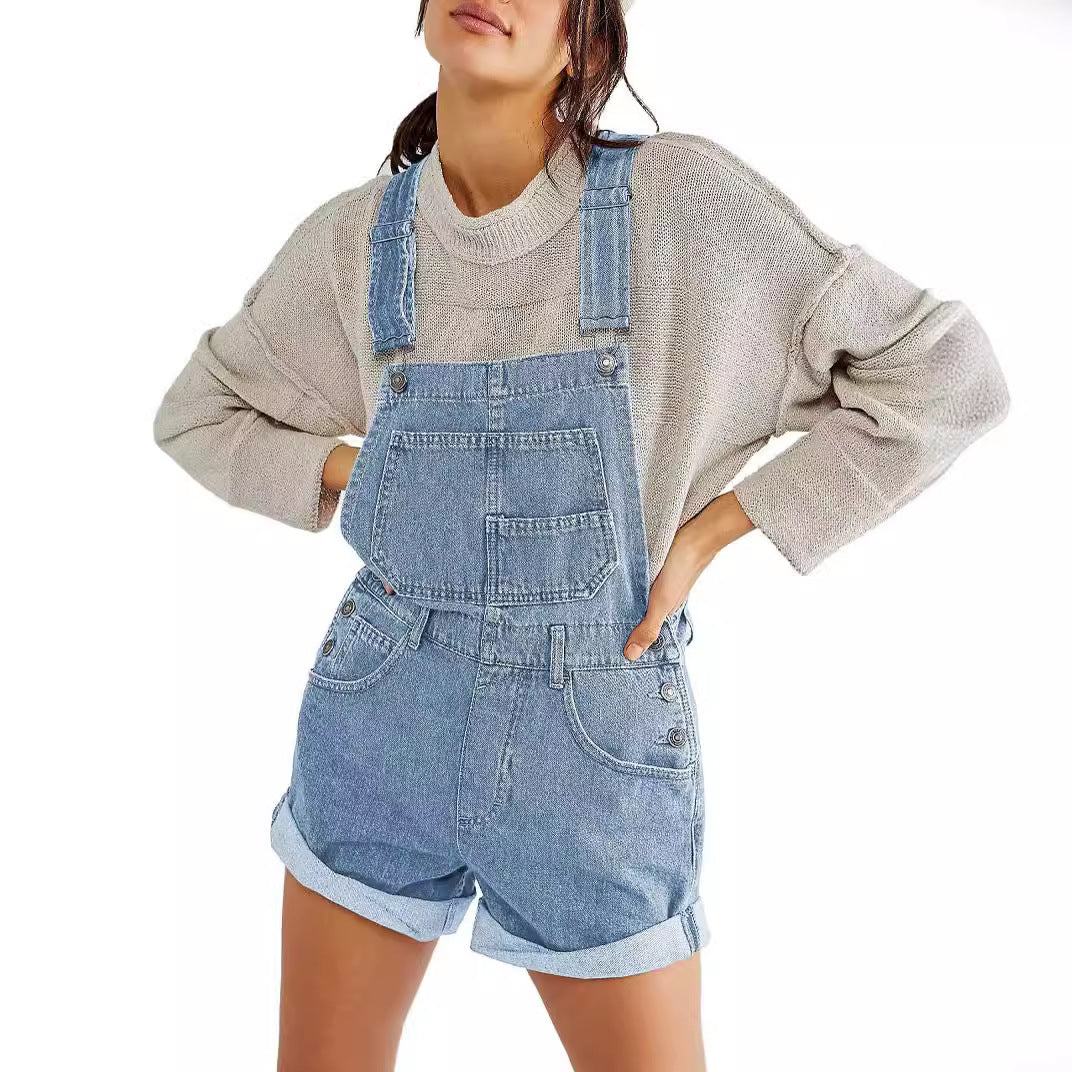 Damen Denim-Latzshorts mit modernen Details und praktischen Taschen Echo Archiv