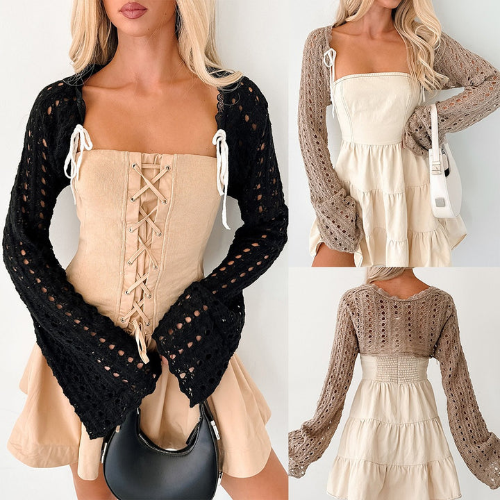 Damen Kurzer Häkel-Bolero mit Ajourmuster, Bindeband und Trompetärmeln – Célinea