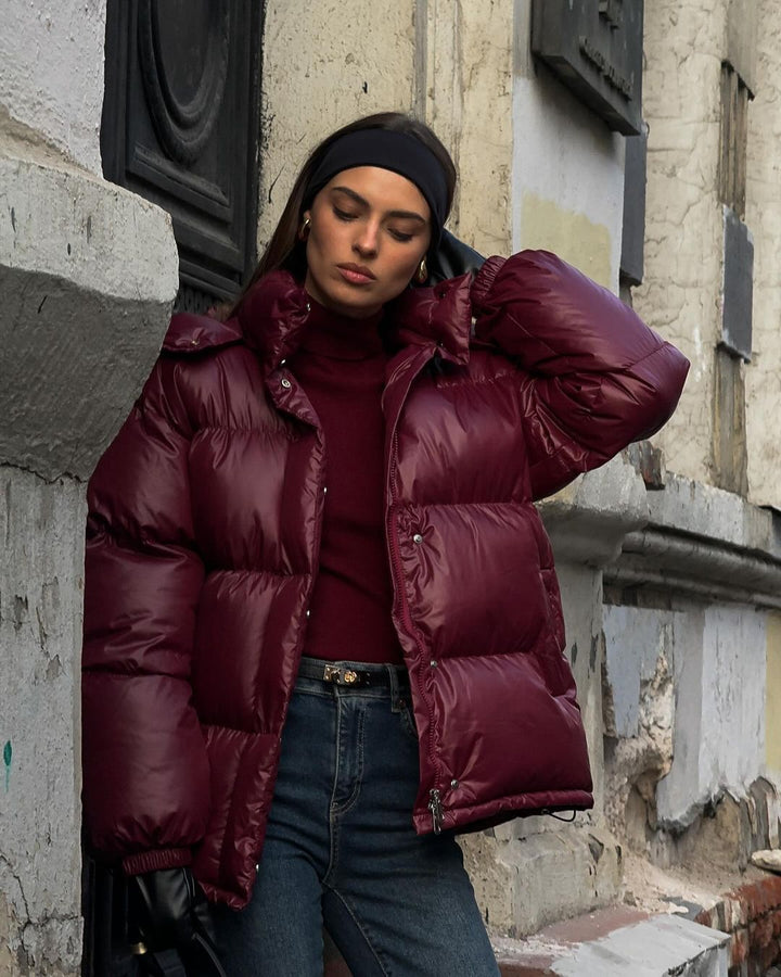 Damen Steppjacke mit voluminösem Schnitt und hohem Kragen Echoarchiv