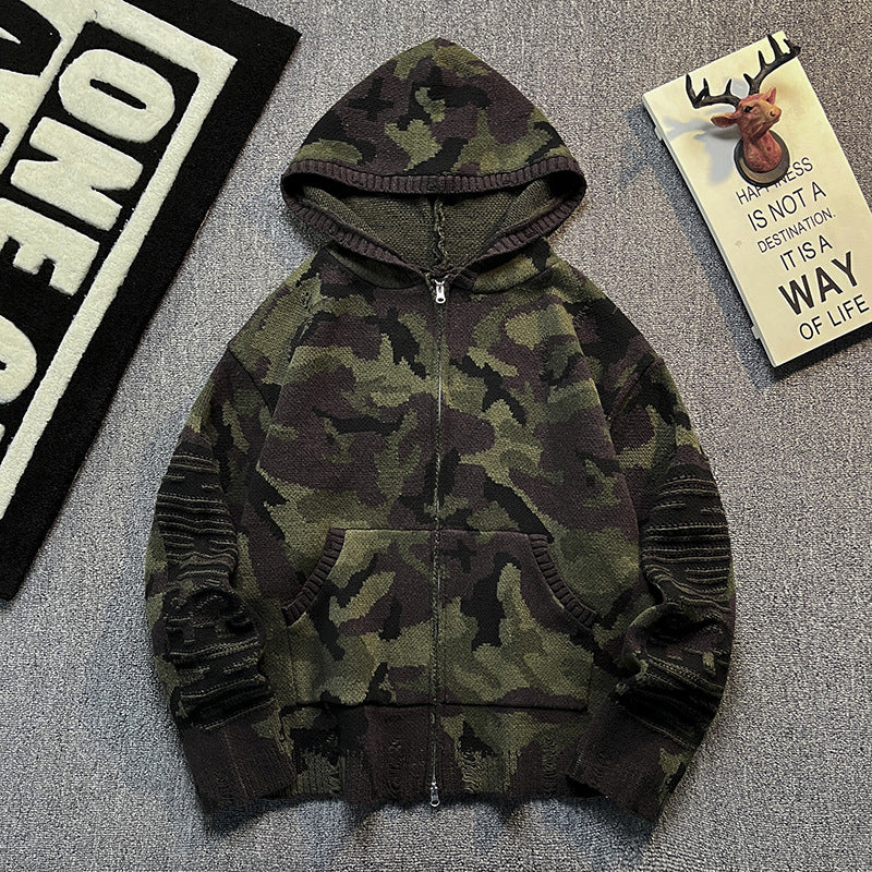 Herren Strick-Kapuzenjacke im Camouflage-Look mit Reißverschluss und used-Details Echoarchiv