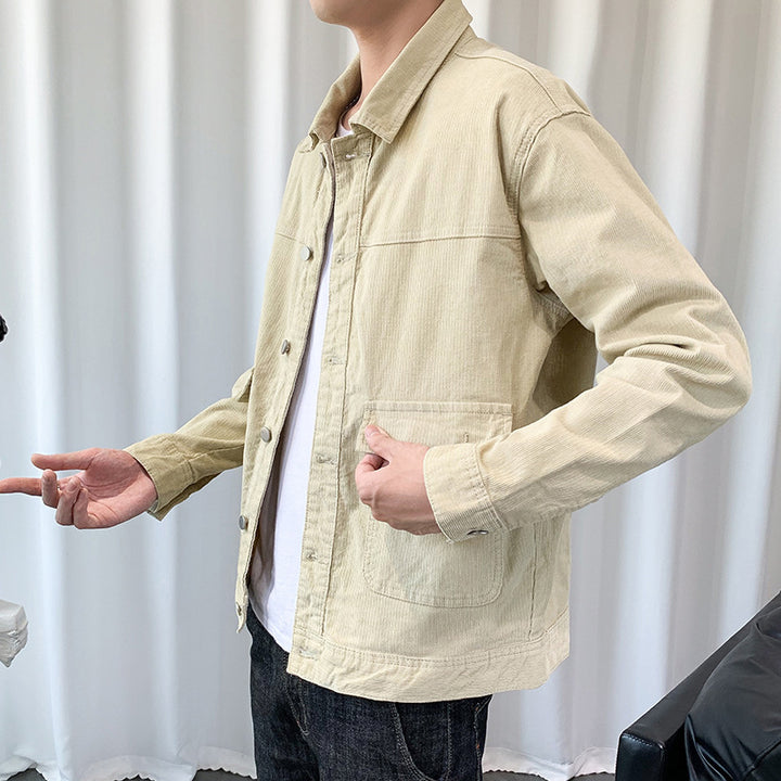 Herren Cordjacke im Overshirt‑Style mit aufgesetzten Pattentaschen – Taviero