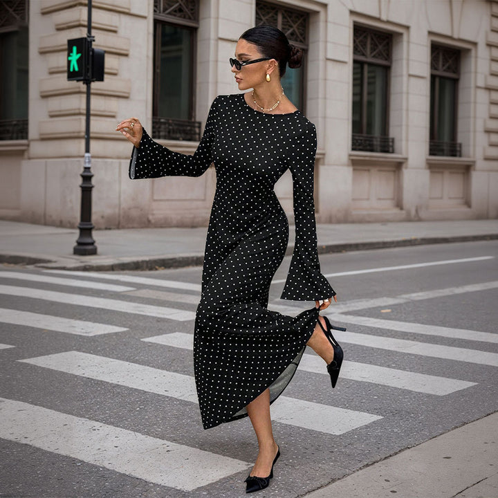 Damen elegantes Polka‑Dot Maxikleid mit tailliertem Oberteil, Trompetenärmeln und fließendem A‑Linien‑Rock – Valéora