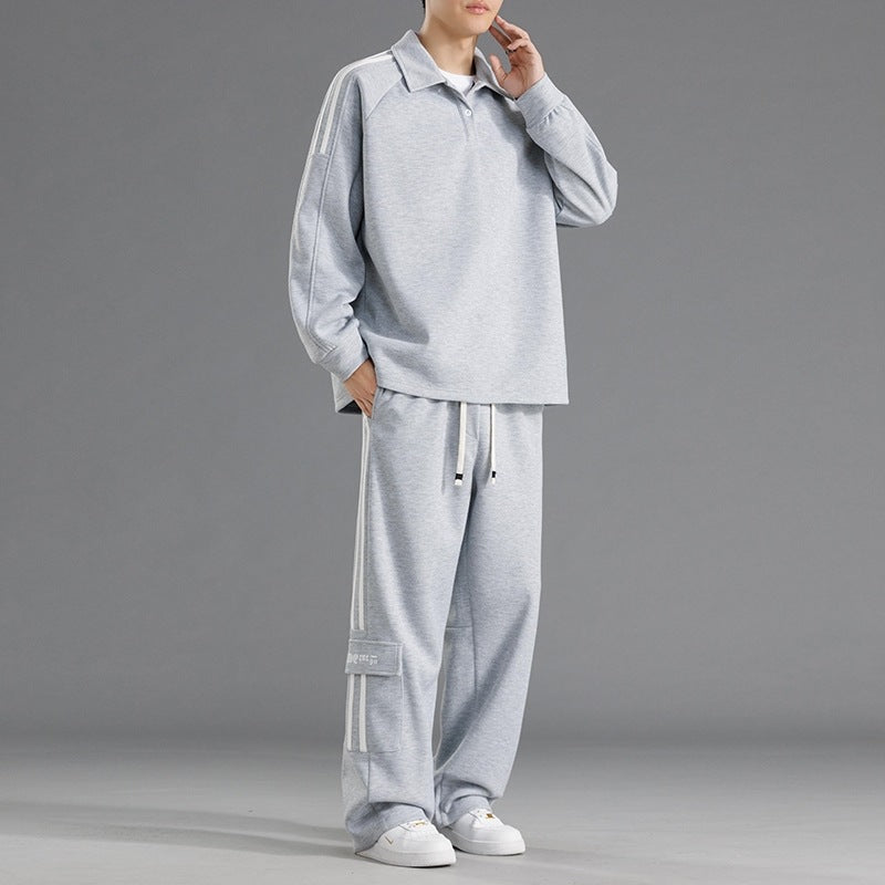 Herren Sportliches Freizeit-Set mit hohem Kragen und praktischen Taschen Echoarchiv