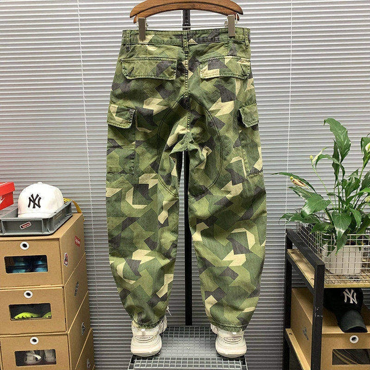 Herren Cargo-Hose mit Camouflage-Muster Echoarchiv