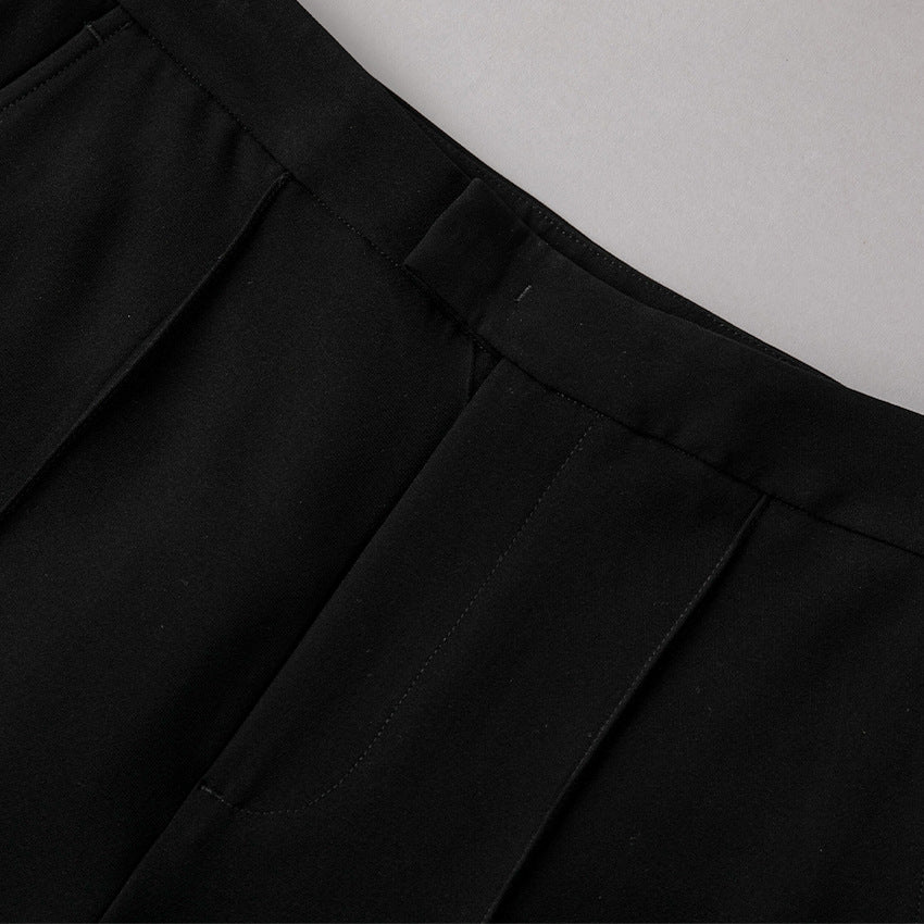 Damen High-Waist-Hose mit weitem Schlag und Bügelfalte Echoarchiv