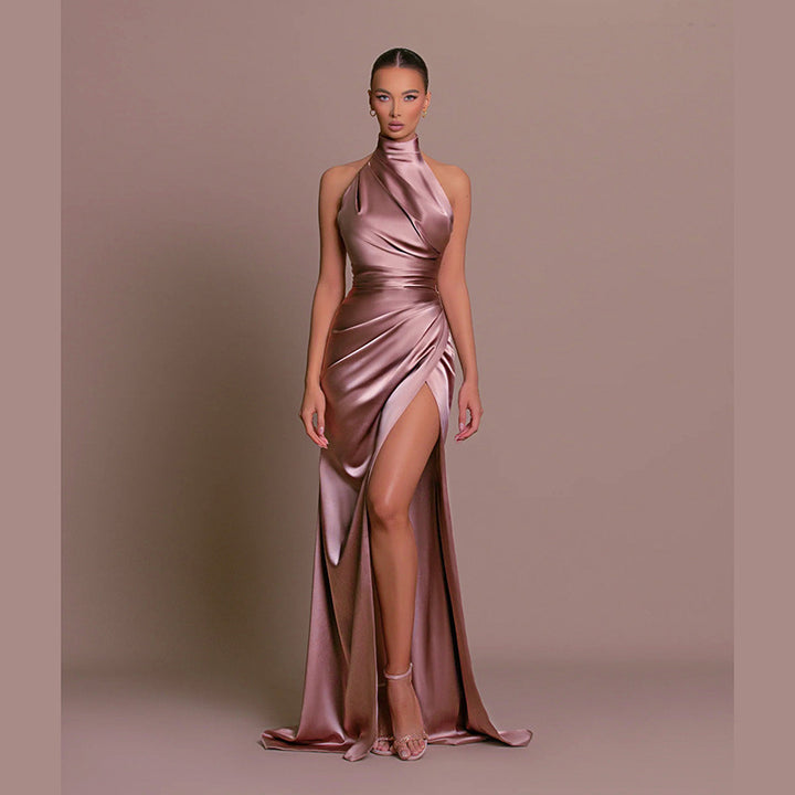 Damen Hochgeschlossenes Abendkleid mit verführerischem Schlitz Echo Archiv
