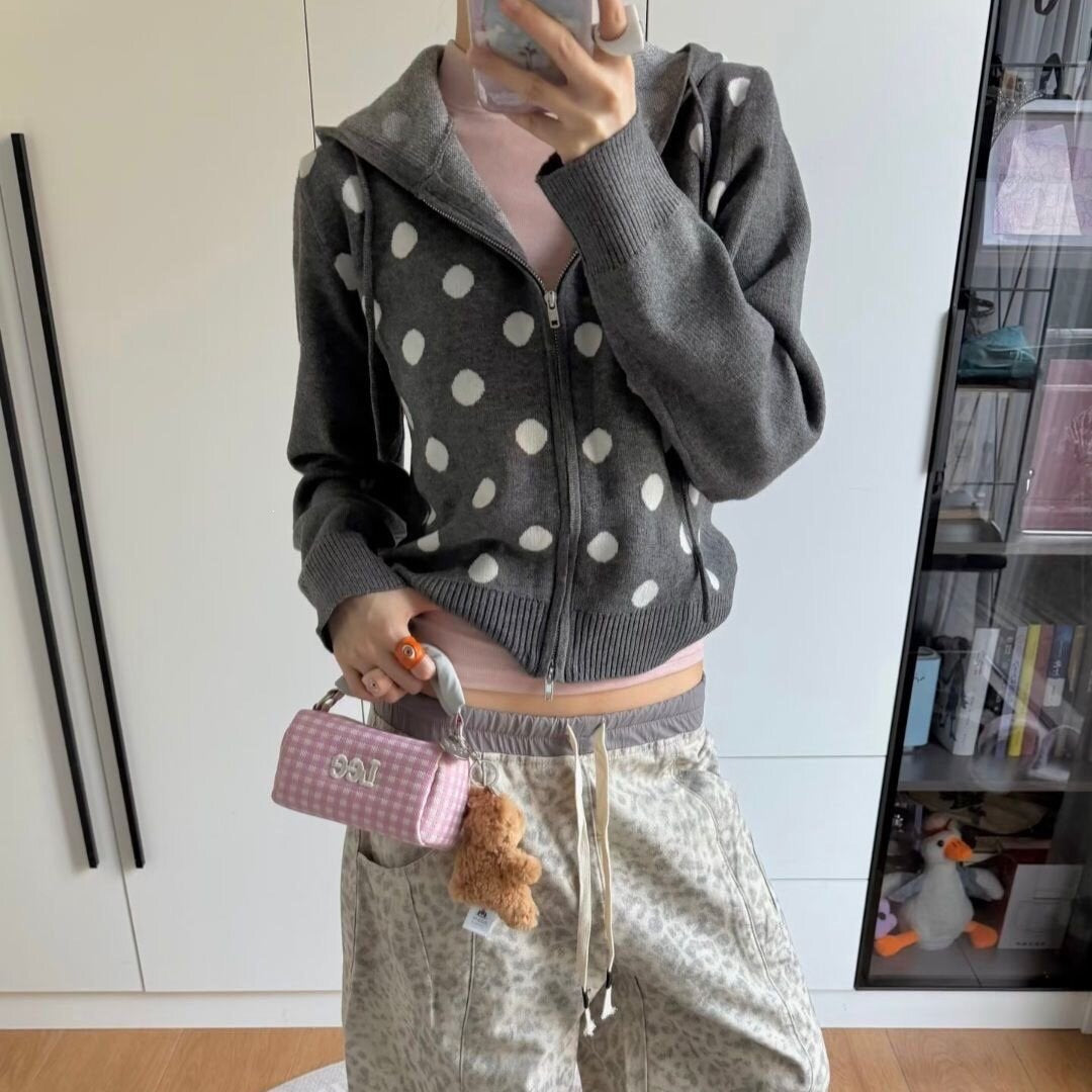 Damen Kapuzenjacke mit Reißverschluss, gewaschener Vintage-Optik & dezenter Punkte-Applikation Echoarchiv